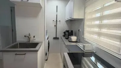 Apartment on Plaza de La Comunidad Street photo 3