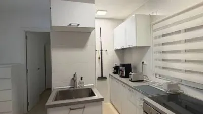 Apartment on Plaza de La Comunidad Street photo 2