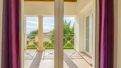 Chalet on Carrer Illa de Tenerife photo 52