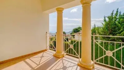Chalet on Carrer Illa de Tenerife photo 7