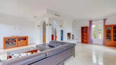 Chalet on Carrer Illa de Tenerife photo 87
