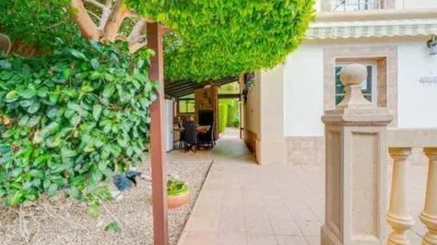 Chalet on Carrer Illa de Tenerife photo 19