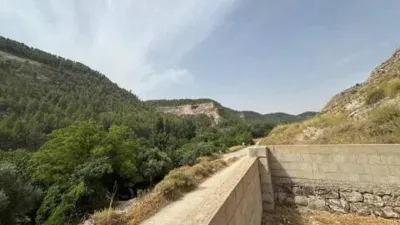 Terreno en venta en Alcalá del Júcar - Vista 2