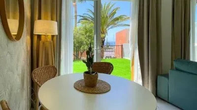 Apartment on Calle de Venecia photo 3