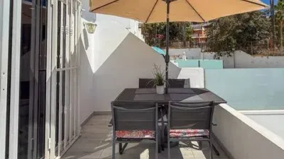 Apartment on Calle de Irlanda photo 16