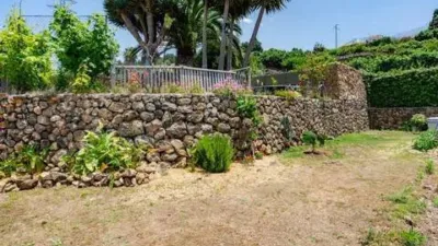 Rustic house on La Florita Street photo 22