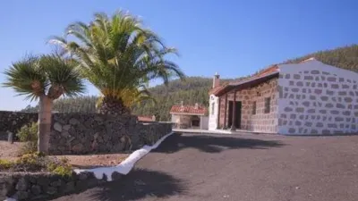 Rustic house on Carretera General Nn photo 12