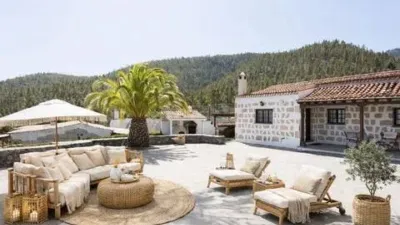 Rustic house on Carretera General Nn photo 2