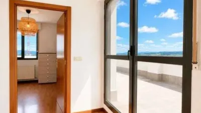 Penthouse in Ibaiondo photo 16