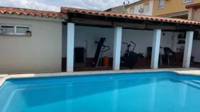 Chalet en Plasencia photo 4