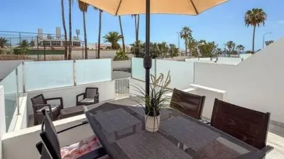 Apartment on Calle de Irlanda photo 15