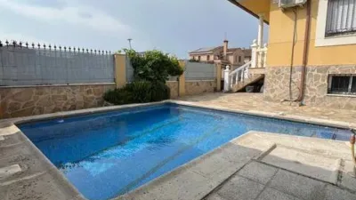 Chalet en Alberche del Caudillo photo 2