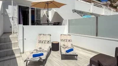 Apartment on Calle de Irlanda photo 2