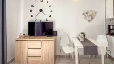 Apartment on Calle de Irlanda photo 10