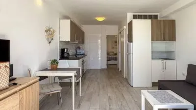 Apartment on Calle de Irlanda photo 12