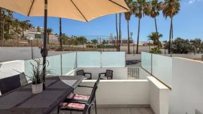 Apartment on Calle de Irlanda photo 4