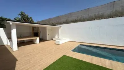 Chalet on Punta del Lomo Street photo 4