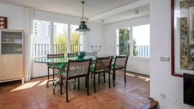 Chalet on Carrer del Cap de la Barra photo 8