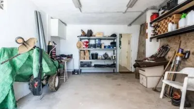 Rustic house on La Florita Street photo 16