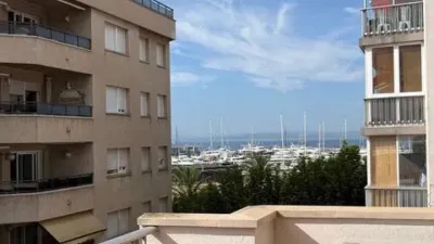 Apartment in Centre photo 4