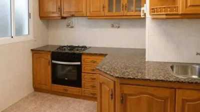Apartment in Ciutat Meridiana photo 9