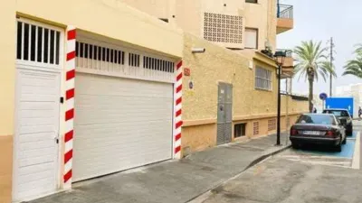 Apartment on Calle del Maestro Parada photo 39