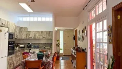 Casa adosada en Avenida de José Antonio Tavio photo 7