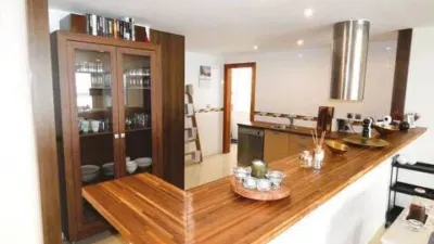 Apartment on Calle del Maestro Parada photo 5