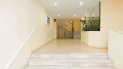 Apartment on Beniajan Street photo 31