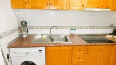 Apartment on Beniajan Street photo 9