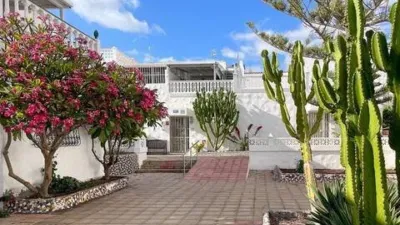 Casa adosada en Avenida de José Antonio Tavio photo 9