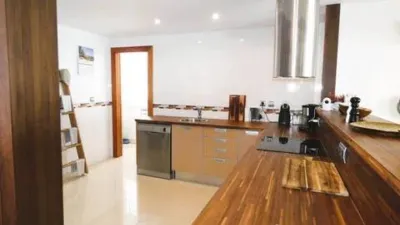 Apartment on Calle del Maestro Parada photo 7