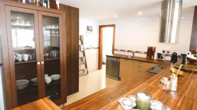 Apartment on Calle del Maestro Parada photo 6