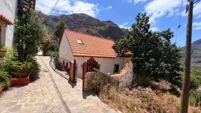 Chalet on Calle Seda La S-N photo 5