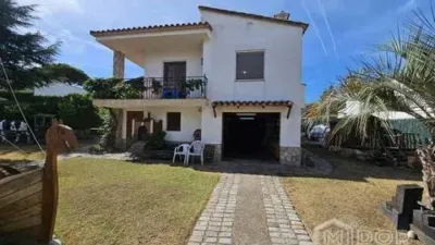 Chalet on Carrer de Montclar photo 50