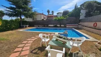 Chalet on Carrer de Montclar photo 65