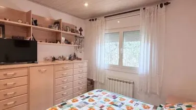 Chalet on Calle Mossen Jacinto Verdaguer Nn photo 8