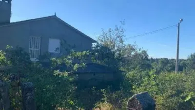 Chalet in San Cibrao Das Viñas (Capital) photo 3