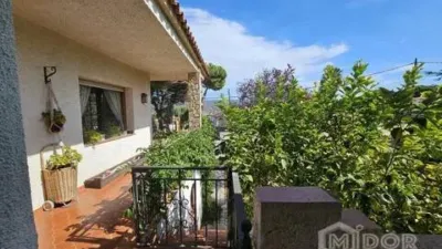 Chalet on Carrer de Montclar photo 10