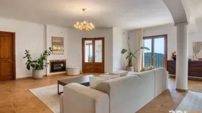 Chalet on Carrer de Siena photo 26