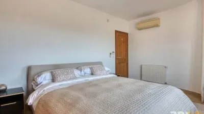 Chalet on Carrer de Siena photo 30