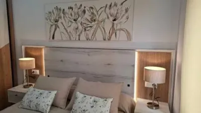 Apartment on Rosalía de Castro Street photo 7