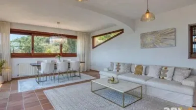 Chalet on Carrer de Siena photo 15