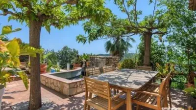 Chalet on Carrer de Siena photo 11