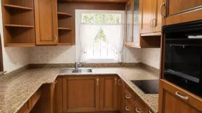 Chalet on Carrer de l'Ebre photo 15