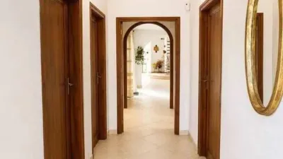 Chalet on Carrer de l'Ebre photo 8