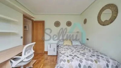 Piso en alquiler en Centro, Centro (Oviedo) de 1.200 €<span>/mes</span>