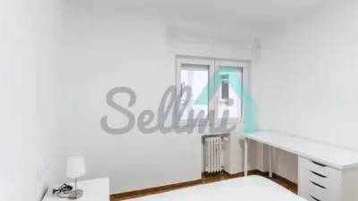 Piso en alquiler en Masip-La Ería-La Argañosa-Parque del Oeste, Masip-La Ería-La Argañosa-Parque del Oeste (Oviedo) de 1.200 €<span>/mes</span>