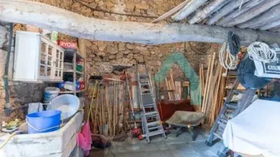 Terraced house for sale in La Espinera, Tuilla-Langreo (Asturias, Spain). Price: €250,000. Built area: 306 m². Plot size: 1,029 m². 6 bedrooms and 3 bathrooms. photo 109