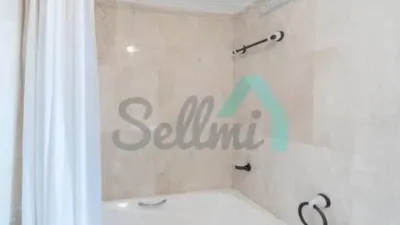 Piso en alquiler en Ciudad-Naranco-Vallobín, Ciudad-Naranco-Vallobín (Oviedo) de 1.000 €<span>/mes</span>